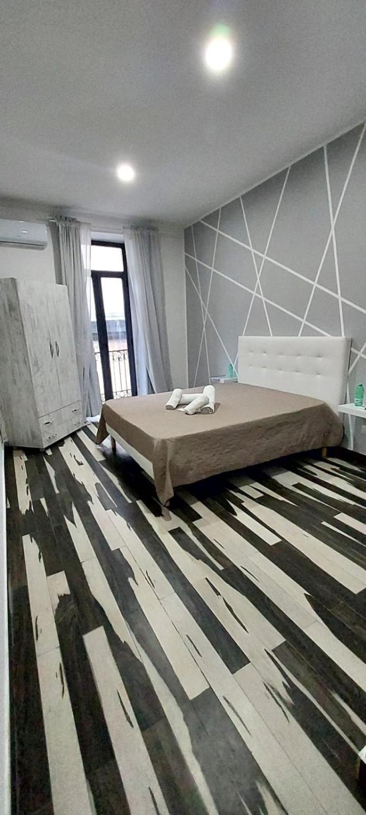 Gasthuis Room Rental *